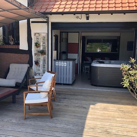 Gite Piscine Jacuzzi Privatises Clos Valentin Freulleville المظهر الخارجي الصورة